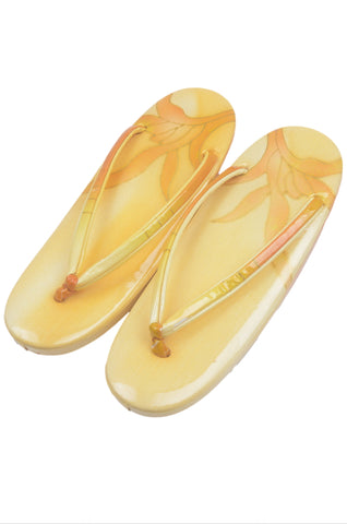 Zori sandals. kimono accessories.