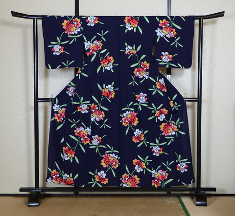 Archive Yukata – Traditional Pattern (Women / One of a Kind) W-AT #132