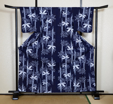 Archive Yukata – Traditional Pattern (Women / One of a Kind) W-AT #68