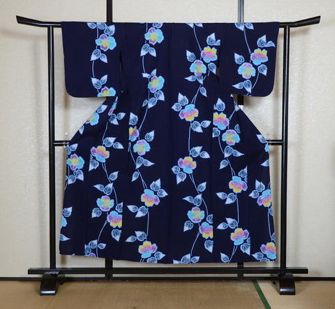 Archive Yukata – Traditional Pattern (Women / One of a Kind) W-AT #123