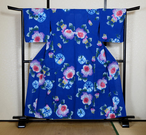 Archive Yukata – Traditional Pattern (Women / One of a Kind) W-AT #103