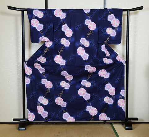 Archive Yukata – Traditional Pattern (Women / One of a Kind) W-AT #94