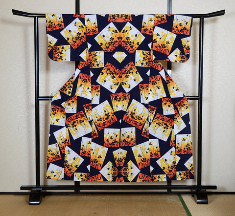 Archive Yukata – Traditional Pattern (Women / One of a Kind) W-AT #105