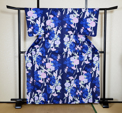Women yukata. Japanese yukata. summer kimono. yukata for women. female yukata. yukata with traditional patterns.
