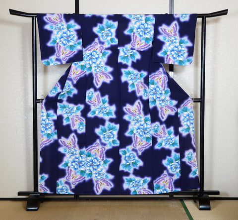 Archive Yukata – Traditional Pattern (Women / One of a Kind) W-AT #32
