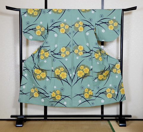 Archive Yukata – Traditional Pattern (Women / One of a Kind) W-AT #78