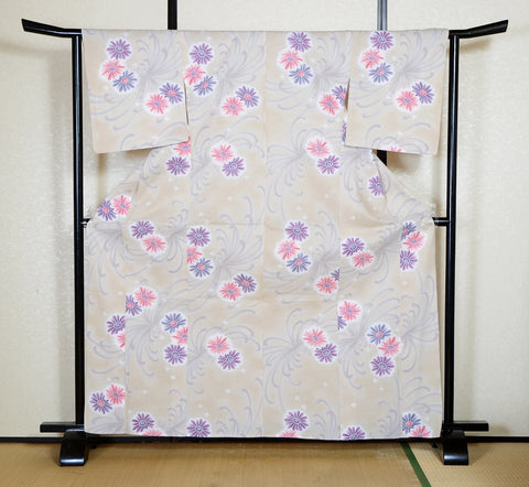 Archive Yukata – Traditional Pattern (Women / One of a Kind) W-AT #44