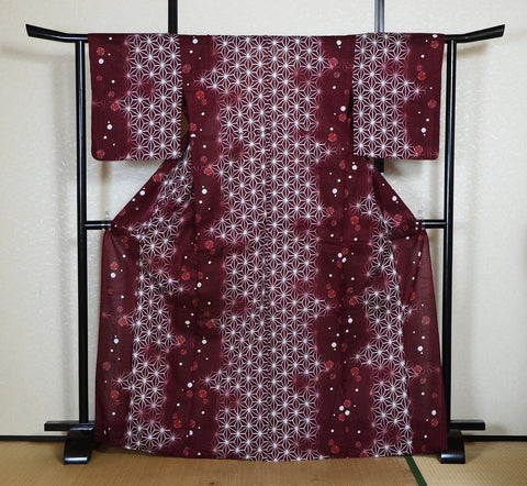 Archive Yukata – Traditional Pattern (Women / One of a Kind) W-AT #122