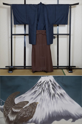 Men kimono. Japanese kimono for men. montsuki hakama. kimono jacket hakama set. kimono and jacket and hakama.