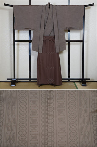 Men kimono. Japanese kimono for men. montsuki hakama. kimono jacket hakama set. kimono and jacket and hakama.
