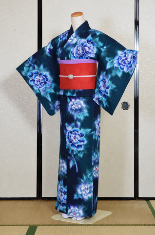 Women yukata. Japanese yukata. summer kimono. yukata for women. female yukata. yukata with traditional patterns.