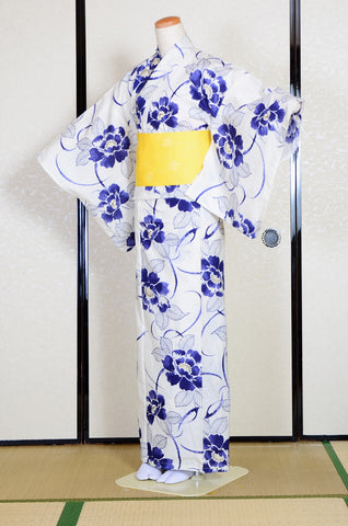 Women yukata. Japanese yukata. summer kimono. kimono robe. yukata for women.