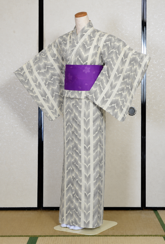 Women yukata. Japanese yukata. summer kimono. yukata for women. female yukata. yukata with traditional patterns.