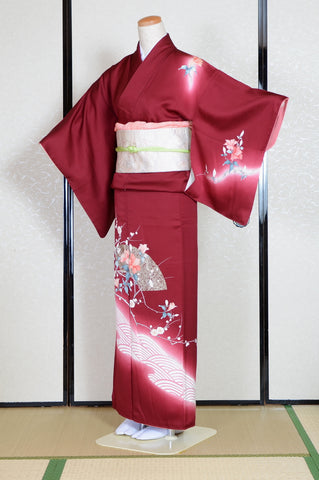Japanese kimono. kimono for women. kimono female. houmongi kimono. tsukesage kimono.