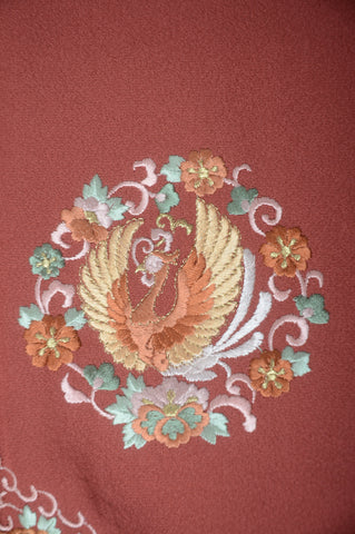 Japanese kimono. kimono for women. kimono female. houmongi kimono. tsukesage kimono.