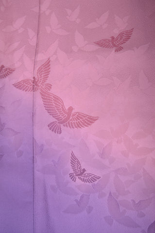 Japanese kimono. kimono for women. kimono female. houmongi kimono. tsukesage kimono.