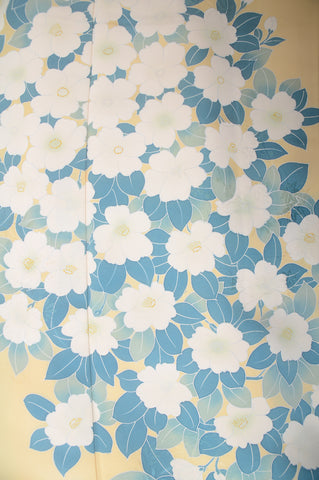 Japanese kimono. kimono for women. kimono female. houmongi kimono. tsukesage kimono.