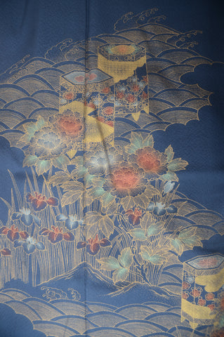 Japanese kimono. kimono for women. kimono female. houmongi kimono. tsukesage kimono.
