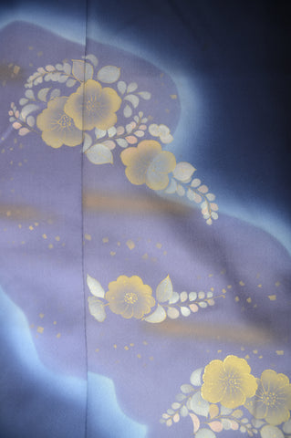 Japanese kimono. kimono for women. kimono female. houmongi kimono. tsukesage kimono.