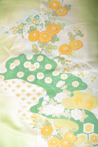 Japanese kimono. kimono for women. kimono female. houmongi kimono. tsukesage kimono.