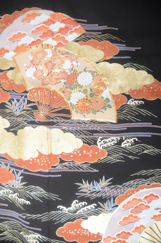 Japanese kimono. kimono for women. kimono female. black formal kimono. 