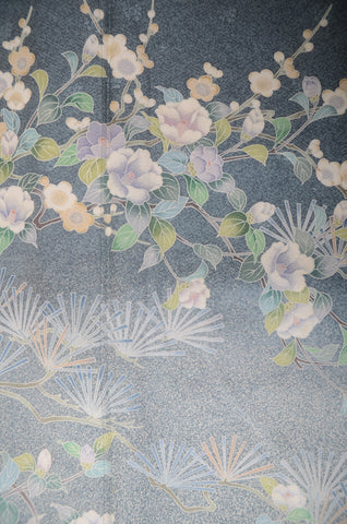 Japanese kimono. kimono for women. kimono female. houmongi kimono. tsukesage kimono.