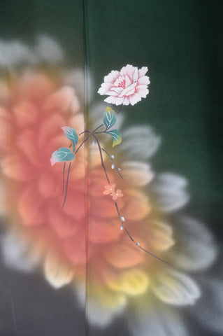 Japanese kimono. kimono for women. kimono female. houmongi kimono. tsukesage kimono.