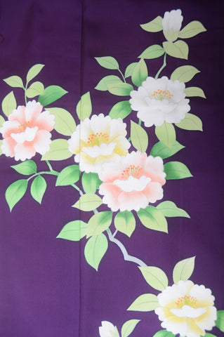 Japanese kimono. kimono for women. kimono female. houmongi kimono. tsukesage kimono.