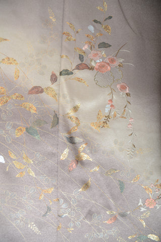 Japanese kimono. kimono for women. kimono female. houmongi kimono. tsukesage kimono.