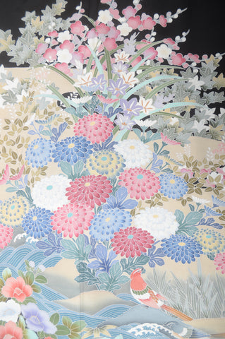 Japanese kimono. kimono for women. kimono female. black formal kimono. 