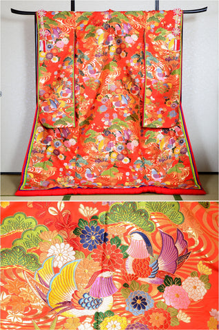 Japanese kimono. Uchikake. Bridal Kimono.  wedding kimono. kimono for women. kimono female.