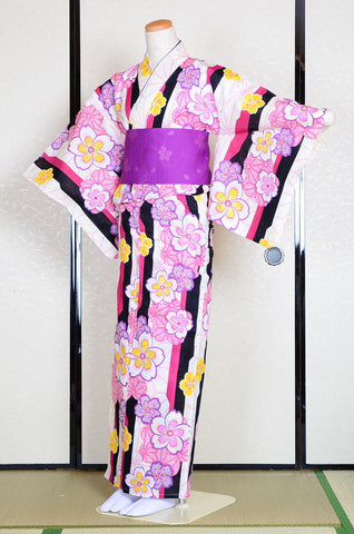 Japanese yukata kimono /  ST #563