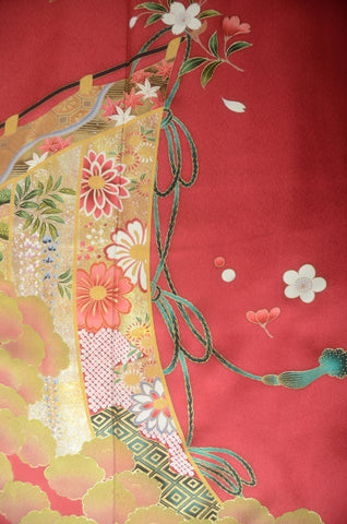 Japanese kimono. kimono for women. kimono female. houmongi kimono. tsukesage kimono.