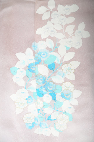 Japanese kimono. kimono for women. kimono female. houmongi kimono. tsukesage kimono.