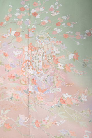 Japanese kimono. kimono for women. kimono female. houmongi kimono. tsukesage kimono.